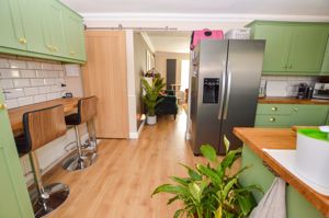 Kitchen- click for photo gallery